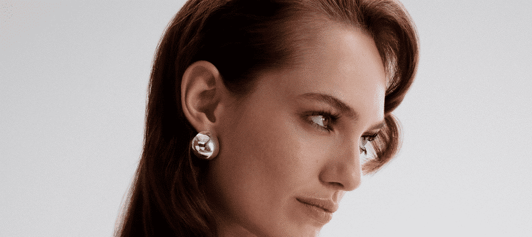 Secrets of shine: how to make smooth and shiny hair - La Biosthetique in Dubai UAE